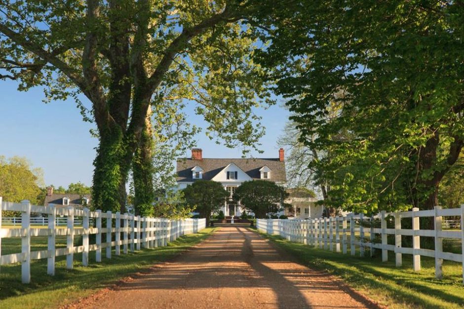 Warner Hall Entry Drive